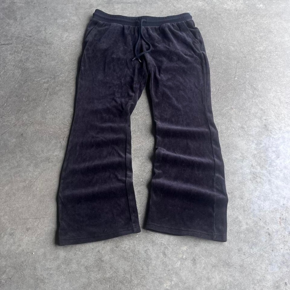 2000s gap flare track sweats
